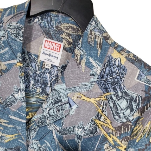 Reyn Spooner Marvel Avengers Assemble Hawaiian Camp Shirt Wmns 2XL Reverse Print - Picture 3 of 16